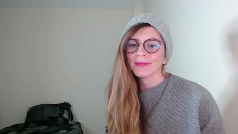 Snapshot of hanny_333 chatting on January 13, 2025, 9:08 am hanny_333 online show from January 13, 2025, 9:08 am
