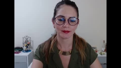 Snapshot of hanny_333 chatting on January 27, 2025, 9:34 am hanny_333 online show from January 27, 2025, 9:34 am