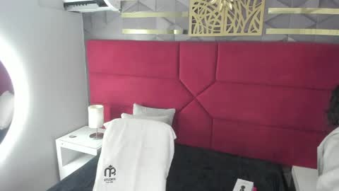 Snapshot of hanny_bliss chatting on April 19, 2026, 10:58 am Hanny online show from April 19, 2026, 10:58 am