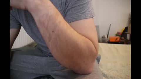 Snapshot of hanspeter26 chatting on December 3, 2025, 8:45 am hanspeter26 online show from December 3, 2025, 8:45 am