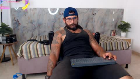 hanz_col online show from April 5, 2026, 1:36 am