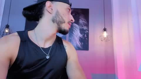 happy_hot7 online show from May 28, 2026, 12:13 pm