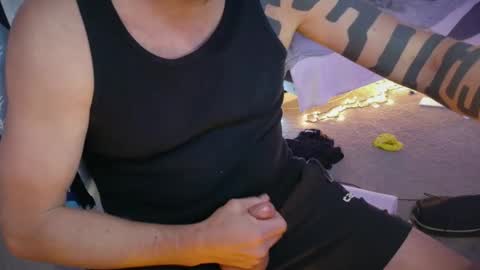 Snapshot of happyendingstory chatting on January 7, 2026, 11:12 am Josh Hamilton online show from January 7, 2026, 11:12 am