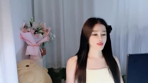 Snapshot of happyflower802318 chatting on April 24, 2026, 3:14 pm Daisy online show from April 24, 2026, 3:14 pm