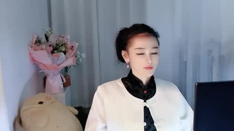 Snapshot of happyflower802318 chatting on April 25, 2026, 2:25 pm Daisy online show from April 25, 2026, 2:25 pm
