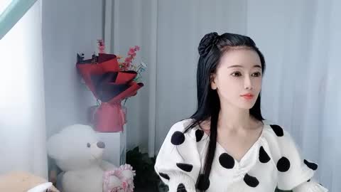 Snapshot of happyflower802318 chatting on May 31, 2026, 2:31 am Daisy online show from May 31, 2026, 2:31 am