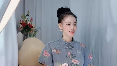 Snapshot of happyflower802318 chatting on June 27, 2026, 4:06 am Daisy online show from June 27, 2026, 4:06 am