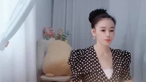 Snapshot of happyflower802318 chatting on July 6, 2026, 2:52 am Daisy online show from July 6, 2026, 2:52 am