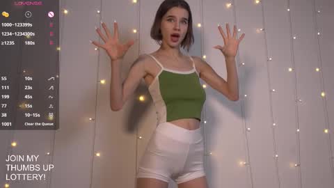 Evy  online show from March 6, 2025, 1:58 am