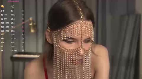 Evy  online show from October 14, 2025, 12:11 am