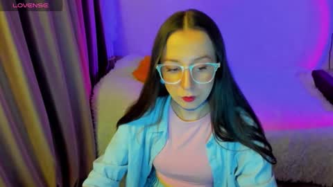 Stephanie online show from March 26, 2026, 4:01 pm