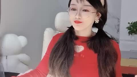 Daisy online show from February 5, 2025, 1:33 pm