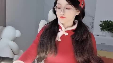 Daisy online show from February 21, 2025, 2:48 pm