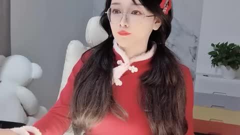 Daisy online show from February 21, 2025, 5:53 pm