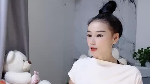 happysweety1688 online show from October 12, 2025, 4:22 am