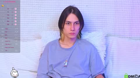 Mark online show from October 14, 2025, 9:04 pm