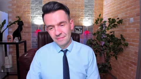 Steve online show from February 5, 2025, 1:44 pm