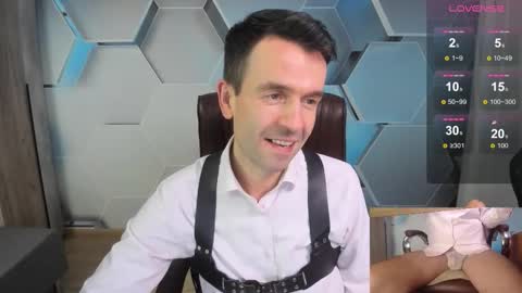 Snapshot of hard_and_juici chatting on January 18, 2026, 3:27 pm Steve online show from January 18, 2026, 3:27 pm