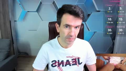 Snapshot of hard_and_juici chatting on March 3, 2026, 9:59 am Steve online show from March 3, 2026, 9:59 am