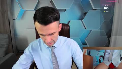 Snapshot of hard_and_juici chatting on March 9, 2026, 3:38 pm Steve online show from March 9, 2026, 3:38 pm