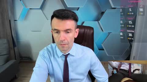 Snapshot of hard_and_juici chatting on March 12, 2026, 12:11 pm Steve online show from March 12, 2026, 12:11 pm