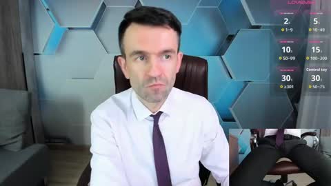 Snapshot of hard_and_juici chatting on March 19, 2026, 10:41 am Steve online show from March 19, 2026, 10:41 am