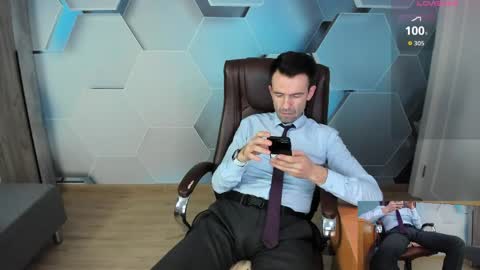 Snapshot of hard_and_juici chatting on March 30, 2026, 3:46 pm Steve online show from March 30, 2026, 3:46 pm