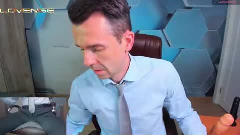 Steve online show from June 8, 2026, 5:52 am