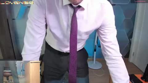 Steve online show from June 18, 2026, 3:29 am