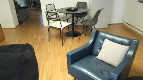 Chris online show from April 19, 2026, 5:12 pm