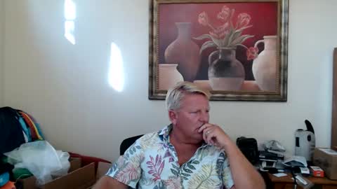 Steele and Cassie online show from May 26, 2026, 1:12 am