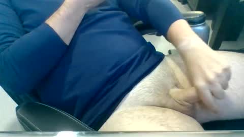 Snapshot of hardcock2889 chatting on April 21, 2026, 3:17 pm Makeithappen9086 online show from April 21, 2026, 3:17 pm