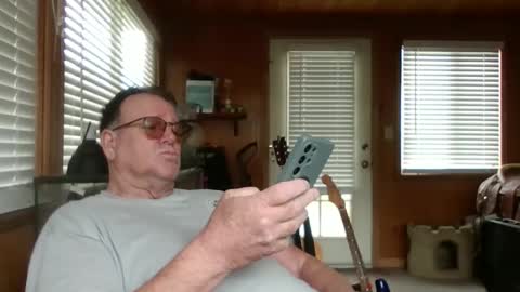 Snapshot of hardsweetandsticky chatting on April 22, 2026, 6:53 pm HSS online show from April 22, 2026, 6:53 pm