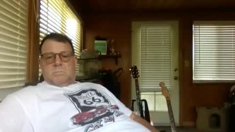 Snapshot of hardsweetandsticky chatting on May 18, 2026, 1:02 am HSS online show from May 18, 2026, 1:02 am