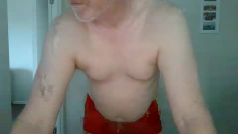 Snapshot of hardyes_indeed chatting on November 11, 2025, 12:21 am hardyes_indeed online show from November 11, 2025, 12:21 am