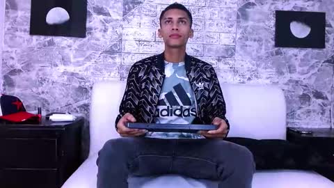 Snapshot of harin_prize chatting on February 14, 2026, 11:40 am harin prize online show from February 14, 2026, 11:40 am