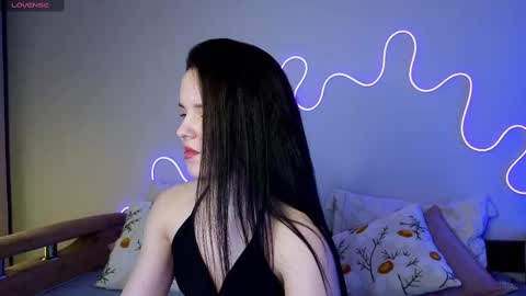 Snapshot of harleen_moore chatting on March 2, 2025, 10:48 pm Harleen online show from March 2, 2025, 10:48 pm