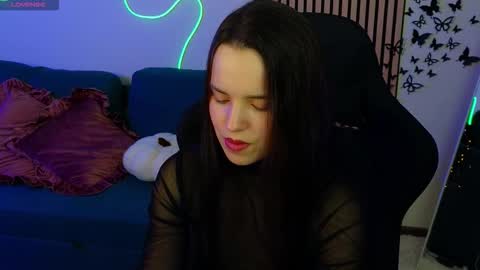 Snapshot of harleen_moore chatting on November 10, 2025, 2:43 am Harleen online show from November 10, 2025, 2:43 am