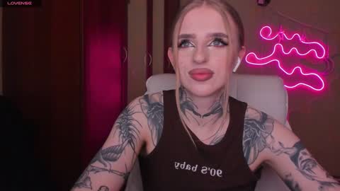 Julia online show from January 31, 2025, 4:58 am