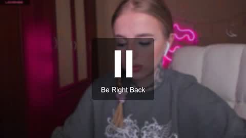 Julia online show from February 7, 2025, 5:10 am