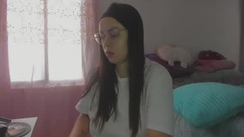 Natii  online show from April 19, 2026, 4:06 pm