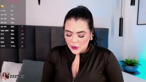 Snapshot of harmonybabe_ chatting on April 17, 2026, 7:50 pm Harmony online show from April 17, 2026, 7:50 pm