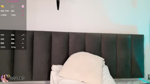 Snapshot of harmonybabe_ chatting on April 21, 2026, 1:42 am Harmony online show from April 21, 2026, 1:42 am