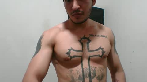 BOY HOT online show from September 17, 2025, 2:57 am