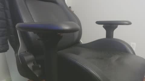 Snapshot of harp3736 chatting on January 11, 2025, 2:52 am Datswut Shesed online show from January 11, 2025, 2:52 am