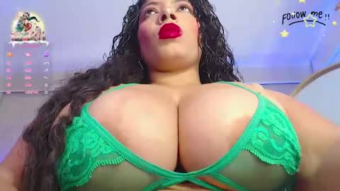 harper_ziu online show from December 26, 2024, 7:16 pm