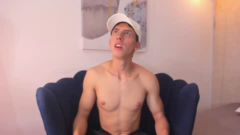   H  K   online show from September 21, 2025, 5:36 pm