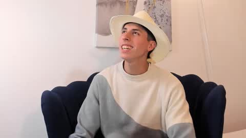   H  K   online show from November 1, 2025, 3:30 am