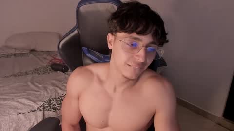 harry_p01 online show from May 17, 2026, 1:36 am