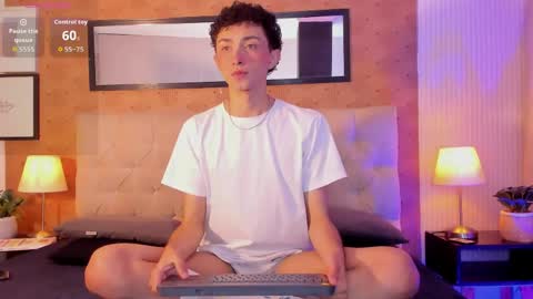 Snapshot of harry_salvatore chatting on May 16, 2026, 11:53 am Harry Salvatore online show from May 16, 2026, 11:53 am
